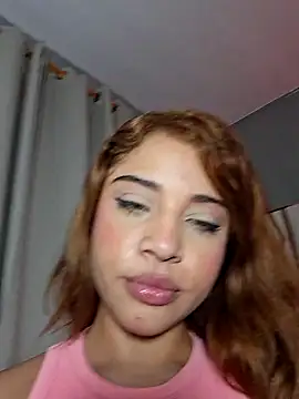 Snapshot of sheerly chatting on 11/09/25, 07:01 sheerly online show from 11/09/25, 07:01