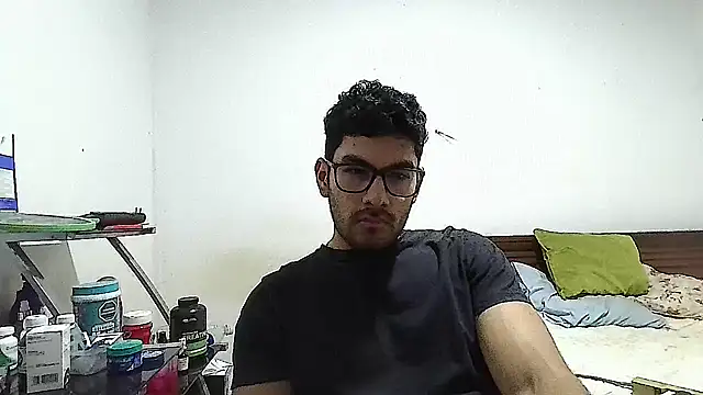 x-sebastian online show from 12/01/24, 08:42