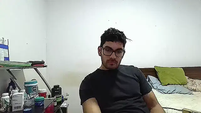 x-sebastian online show from 12/01/24, 11:47