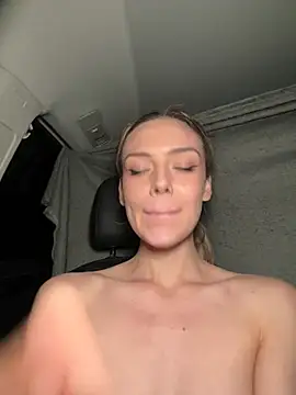 Snapshot of HopeHeaven chatting on 01/12/25, 03:03 HopeHeaven online show from 01/12/25, 03:03