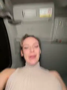 Snapshot of HopeHeaven chatting on 01/12/25, 10:12 HopeHeaven online show from 01/12/25, 10:12