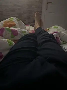 MAHKE12 online show from 10/24/25, 10:17