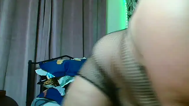 Thichslutxx online show from 09/22/25, 09:28