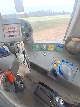 utoopia777 online show from 10/06/25, 09:29