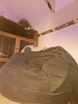 utoopia777 online show from 02/10/26, 09:41