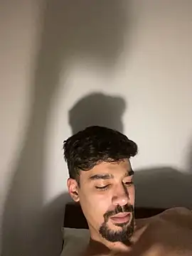 Hermanooooooo online show from 01/14/25, 02:08