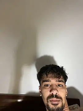 Hermanooooooo online show from 04/01/26, 04:02