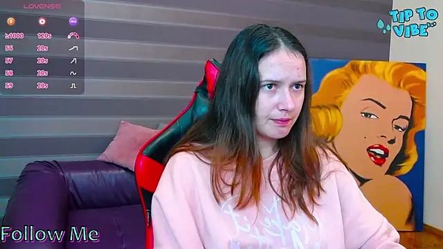 iris nikhols online show from 09/14/25, 12:54