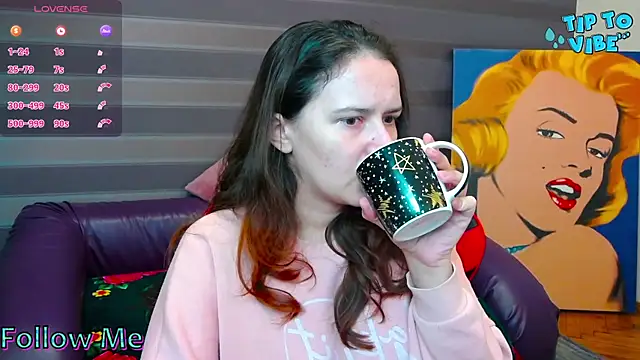 iris nikhols online show from 10/04/25, 01:47