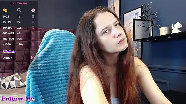 Snapshot of iris_nikhols chatting on 07/12/26, 10:45 iris nikhols online show from 07/12/26, 10:45