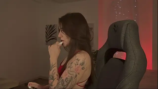 JennyDens online show from 12/22/25, 02:14