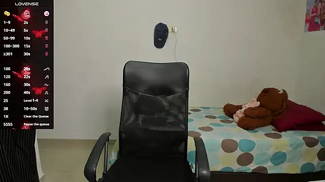 evelyx69x online show from 12/28/24, 10:55