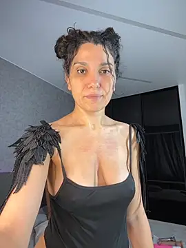  CurlySue  online show from 09/30/25, 10:31