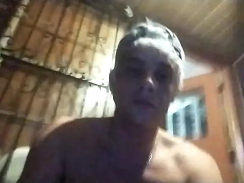 Snapshot of zack111g chatting on 01/02/25, 12:23 zack111g online show from 01/02/25, 12:23