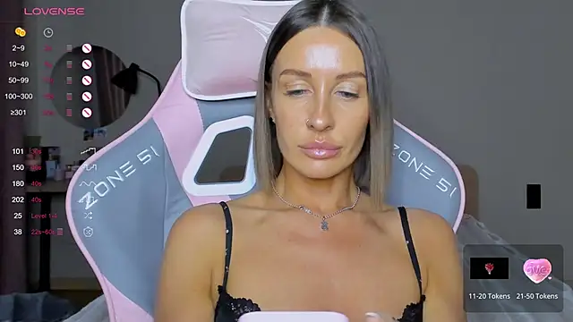 NejaSatin online show from 04/15/26, 10:44