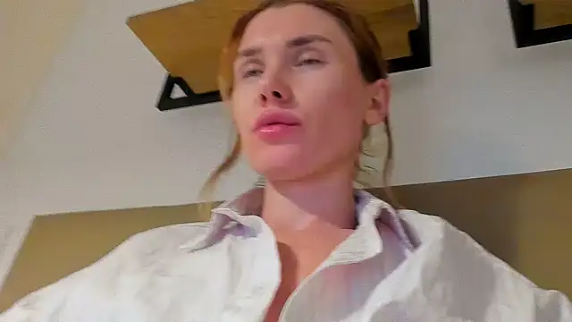 Cameron diazz online show from 10/17/25, 08:55