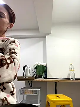 Cameron diazz online show from 11/23/25, 06:30