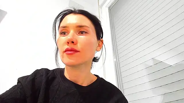 Cameron diazz online show from 12/03/25, 09:13