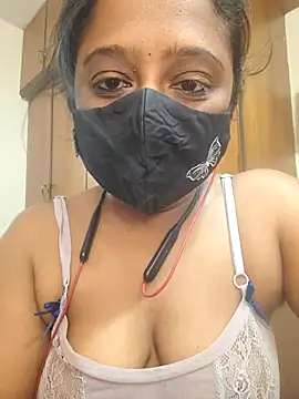 sexynayan23 online show from 04/26/26, 05:49