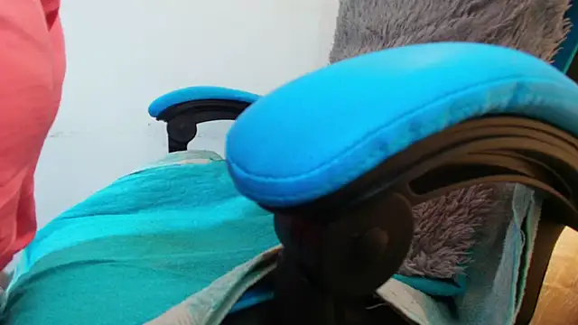 klylls squirt  online show from 03/10/26, 07:19