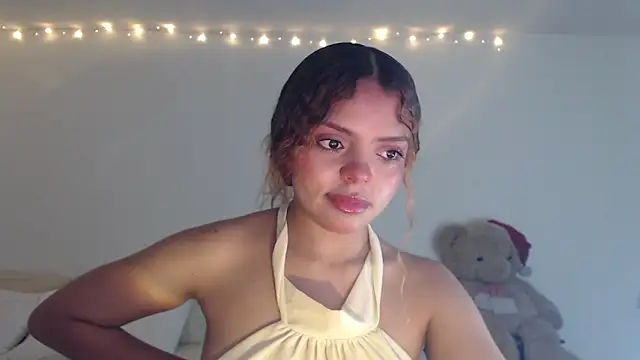 ValienteGirl  online show from 02/03/26, 12:53