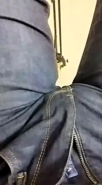 Snapshot of tamil_camguy chatting on 01/06/25, 11:51 tamil camguy online show from 01/06/25, 11:51