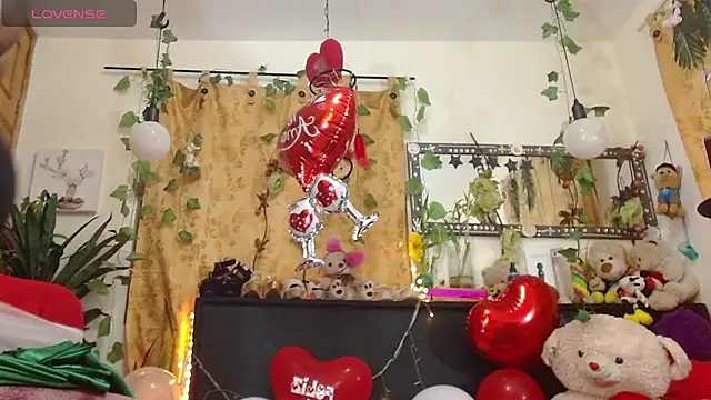 anai valentinex online show from 02/17/25, 08:15