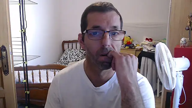 steph19x5 online show from 09/29/25, 09:25