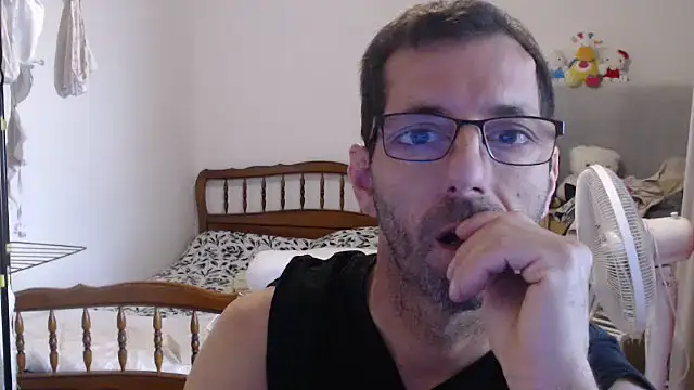 steph19x5 online show from 10/08/25, 08:23