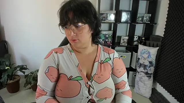 aika-dreams online show from 01/15/25, 03:29