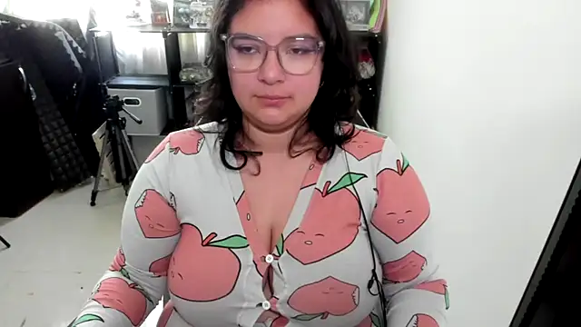 aika-dreams online show from 11/24/25, 03:23