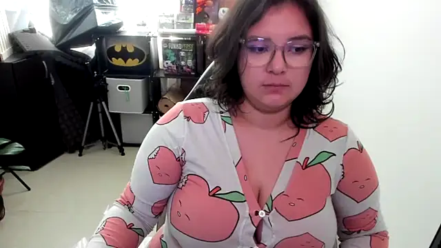 aika-dreams online show from 12/17/25, 04:02