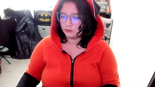 aika-dreams online show from 12/19/25, 01:07