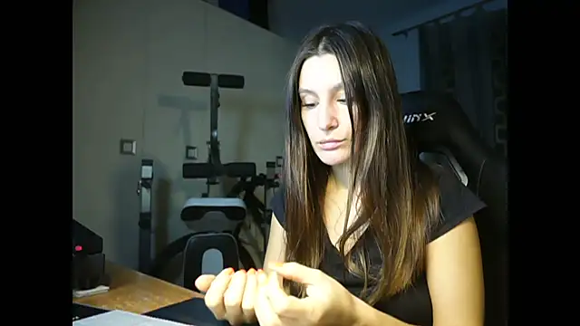 Snapshot of GodlyTheia chatting on 12/05/24, 07:17 GodlyTheia online show from 12/05/24, 07:17