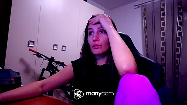 Snapshot of GodlyTheia chatting on 02/20/25, 09:20 GodlyTheia online show from 02/20/25, 09:20