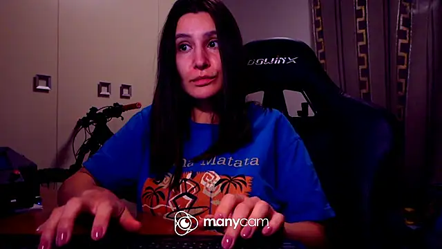 Snapshot of GodlyTheia chatting on 03/02/25, 09:43 GodlyTheia online show from 03/02/25, 09:43