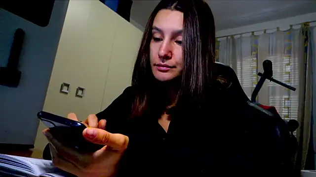 GodlyTheia online show from 11/17/25, 09:48