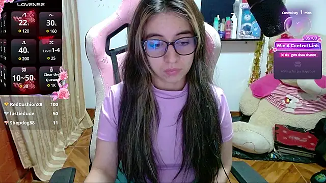 Snapshot of Maggie_Fox3 chatting on 01/17/25, 04:39 Maggie Fox3 online show from 01/17/25, 04:39