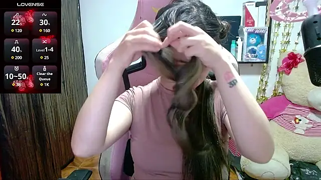 Snapshot of Maggie_Fox3 chatting on 03/12/25, 05:46 Maggie Fox3 online show from 03/12/25, 05:46