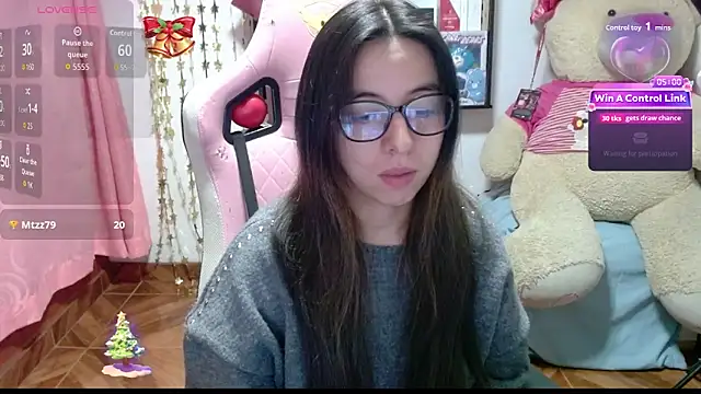 Maggie Fox3 online show from 12/22/25, 01:02