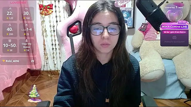 Maggie Fox3 online show from 12/23/25, 02:42