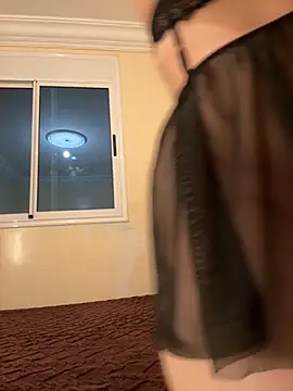 Emy-sexy online show from 10/20/25, 10:21