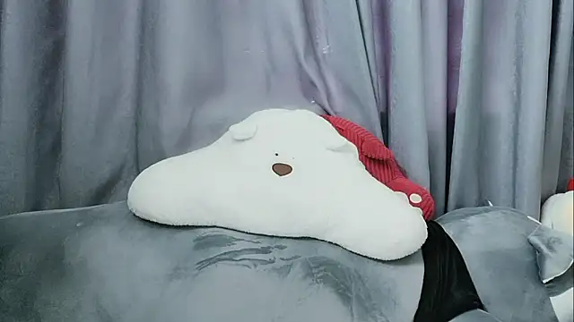 pelue online show from 09/12/25, 01:28