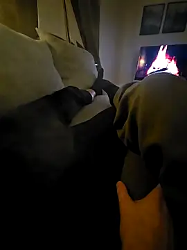 Sim june online show from 11/02/25, 09:06