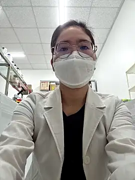 Snapshot of HinaLovely chatting on 03/04/26, 03:12 HinaLovely online show from 03/04/26, 03:12