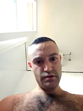 Snapshot of enricso chatting on 11/09/25, 03:10 enricso online show from 11/09/25, 03:10