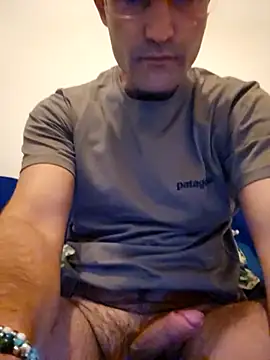 Snapshot of enricso chatting on 03/26/26, 02:44 enricso online show from 03/26/26, 02:44