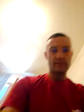 Snapshot of enricso chatting on 04/04/26, 01:19 enricso online show from 04/04/26, 01:19