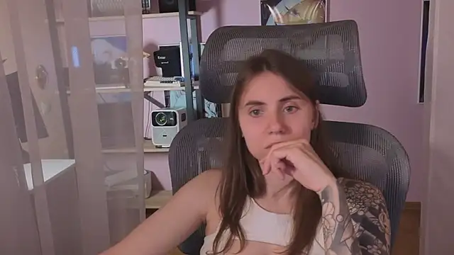  AnnaStark  online show from 07/02/26, 08:26