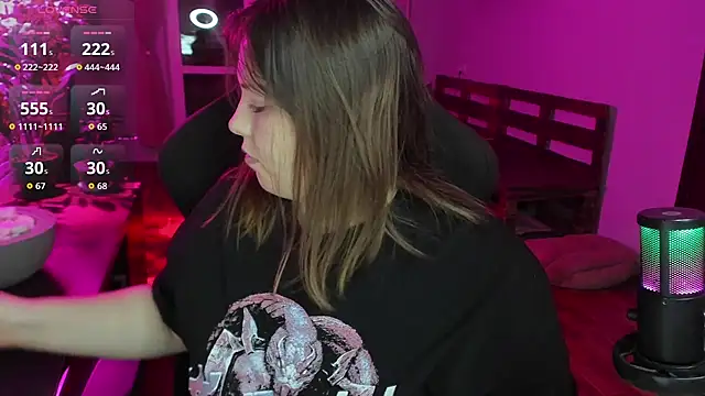 XNirvanaX online show from 12/20/25, 04:19